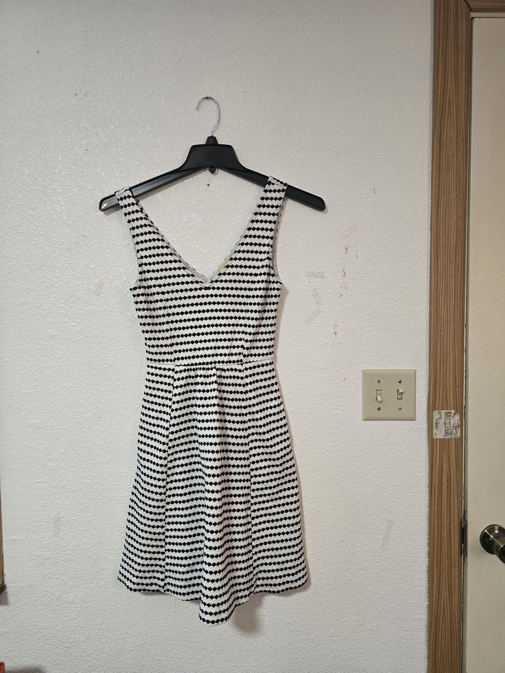 Maeve Anthropologie Black White Geometric Jacquard Fit Flare V-Neck Dress Size 2